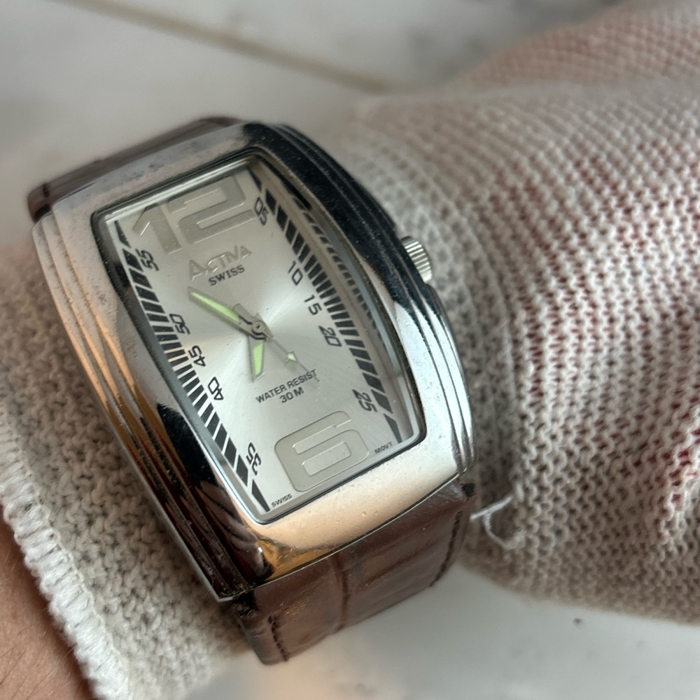 Activa swiss watch, mens, almost new